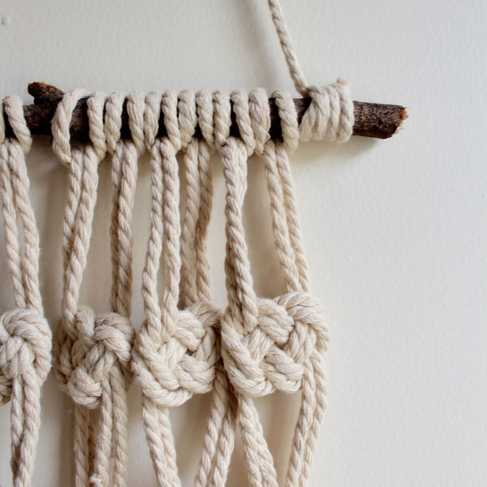 Hanging - Picture 2 of 4